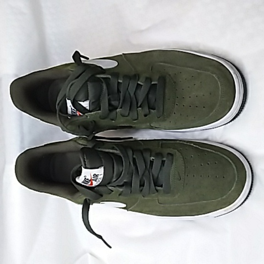Nike Air Force 1 in Olive Green And White Mens 8.5